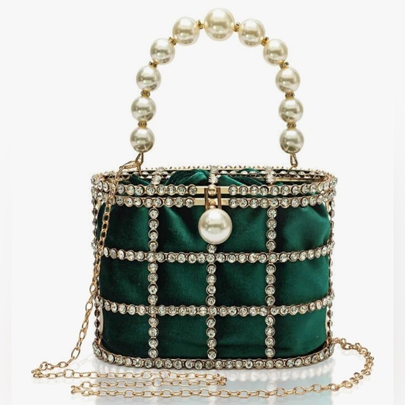 Elegant Pearl-Embellished Green Handbag 💚💚 - Picture 5 of 15